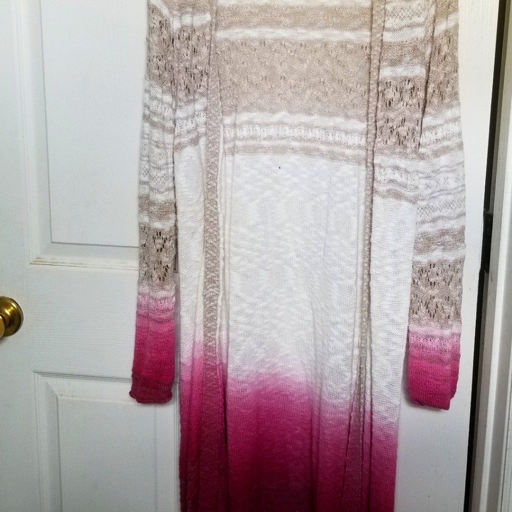 Maurices, white tan and hot pink